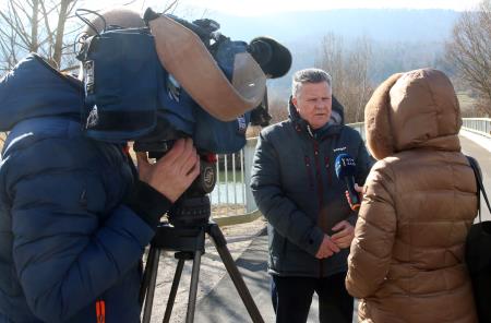 OTVORITEV MOSTU GORENJE JEZERO LAZE 15 FOTO LJUBO VUKELIČ